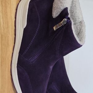 Lands' End 11B  Purple Suede Winter Boots